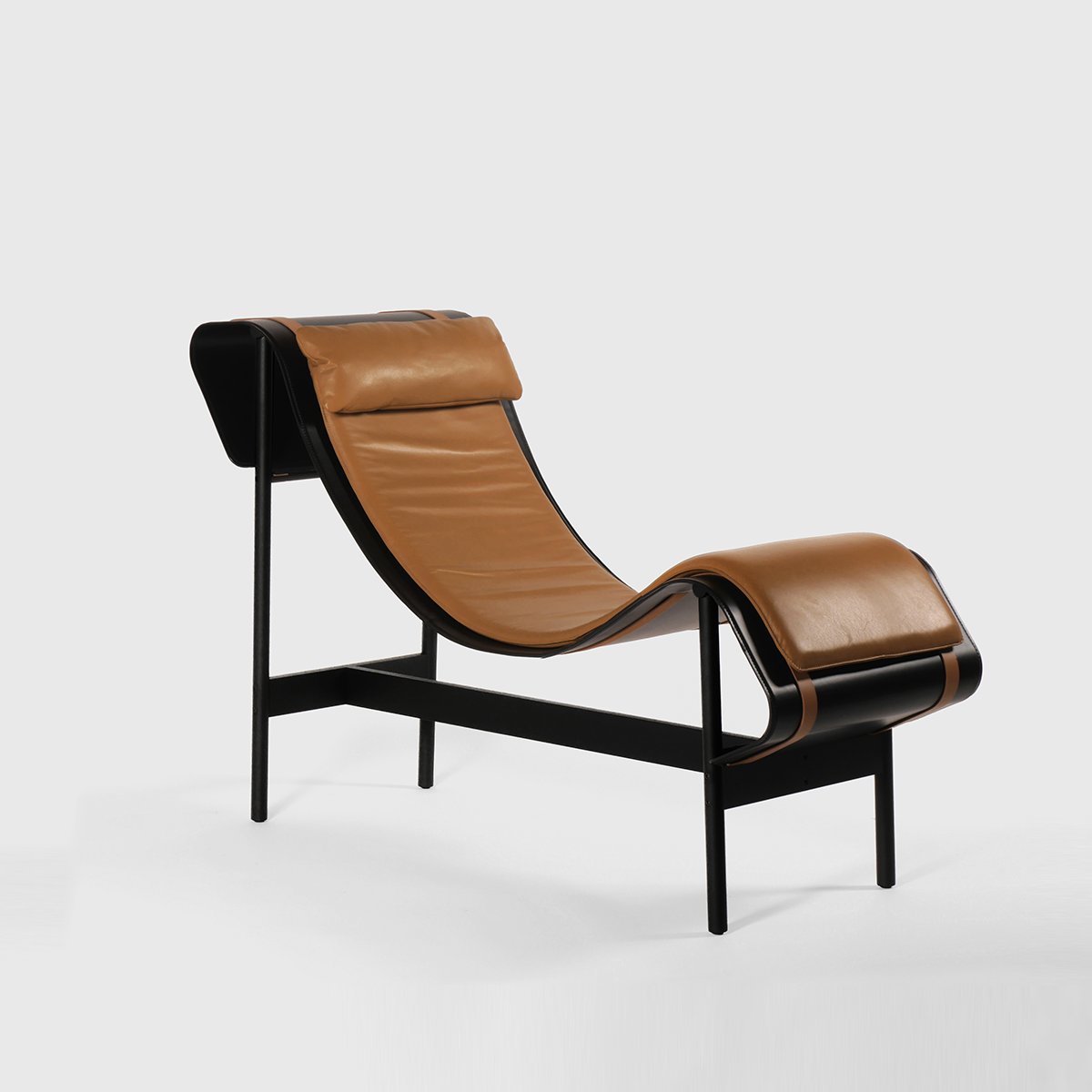 단테 샬럿 라운지 체어 꼬냑