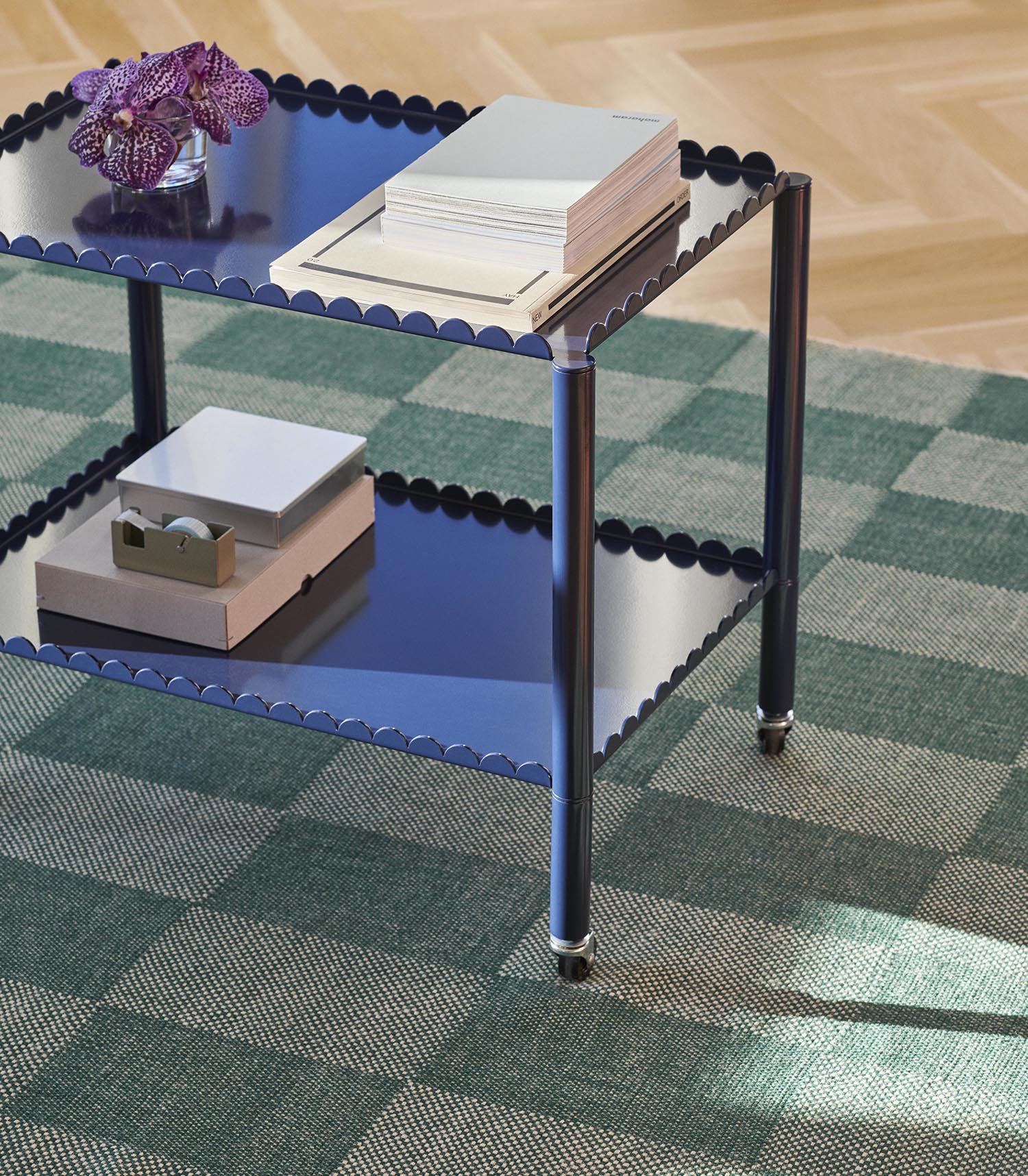 아크 트롤리 로우 에그쉘 라이프스타일 이미지 3