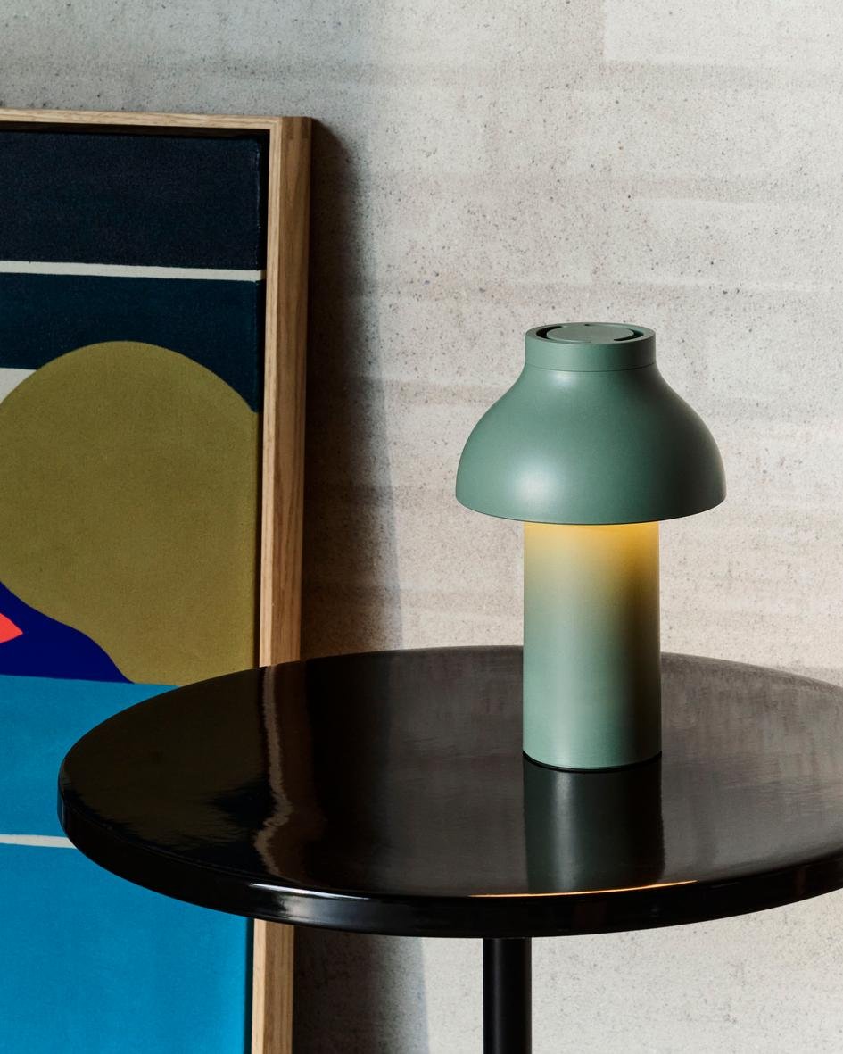 PC 포터블 아주르 블루 라이프스타일 이미지 9