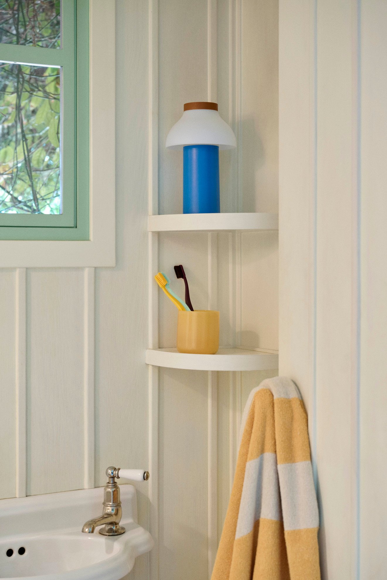 PC 포터블 아주르 블루 라이프스타일 이미지 13