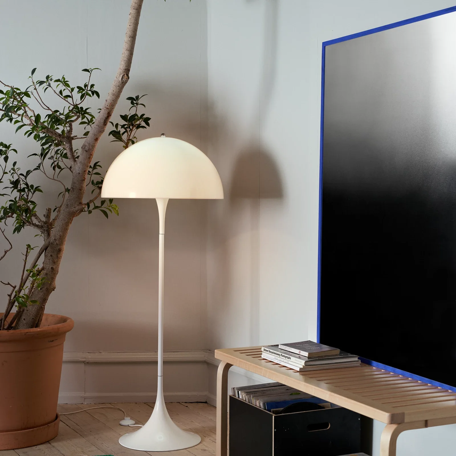 판텔라 플로어 램프 상품 이미지 1