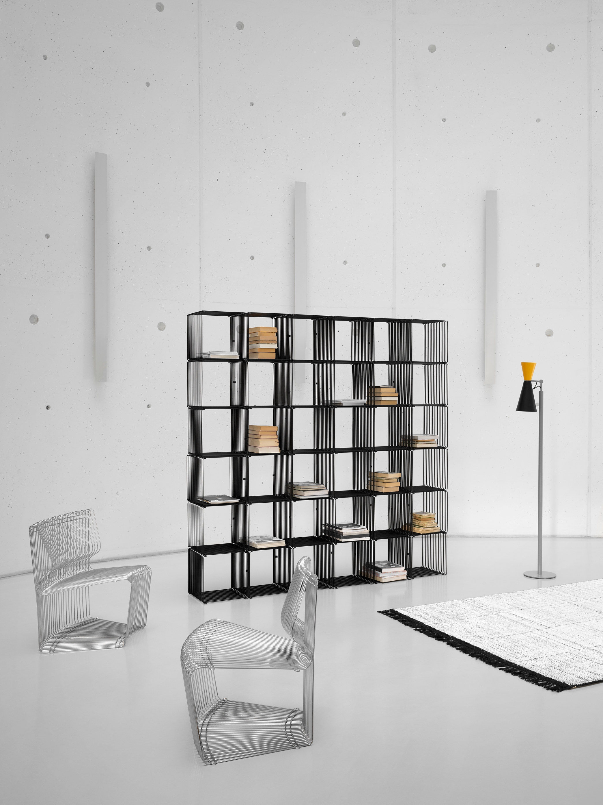 팬톤노바 콘케이브 체어 라이프스타일 이미지 5