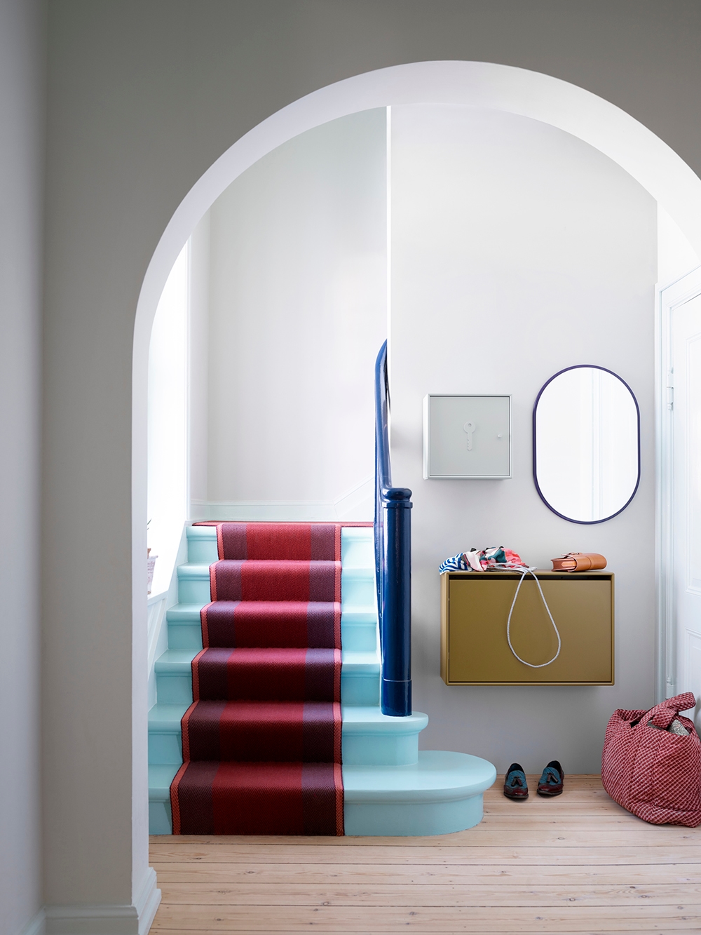 셀렉션 HIDE shoe cabinet 라이프스타일 이미지 2