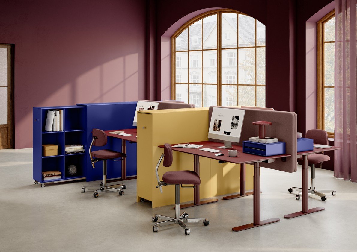 하이로우 2 워크 데스크 140x80 라이프스타일 이미지 1