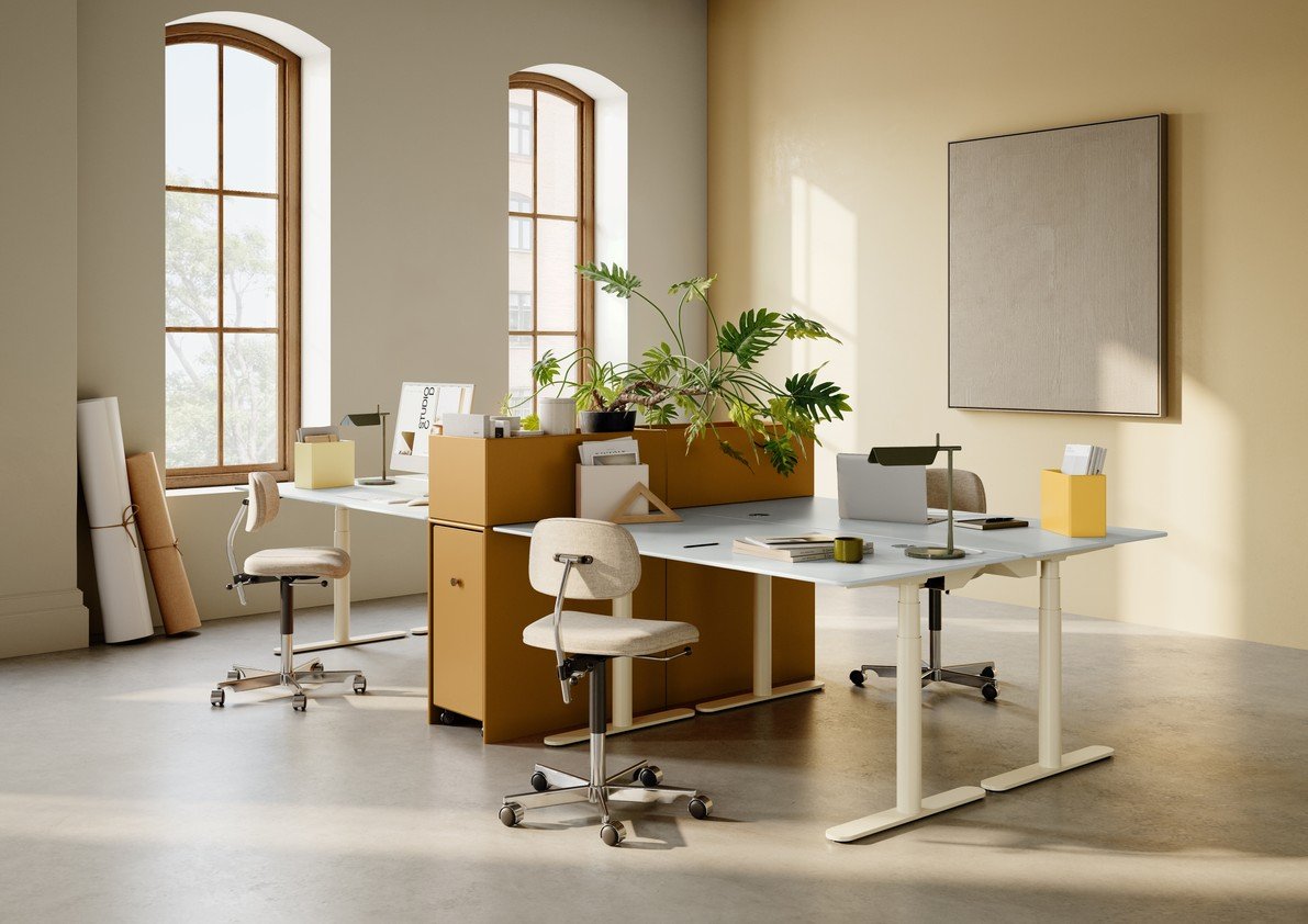 하이로우 2 워크 데스크 140x80 라이프스타일 이미지 2