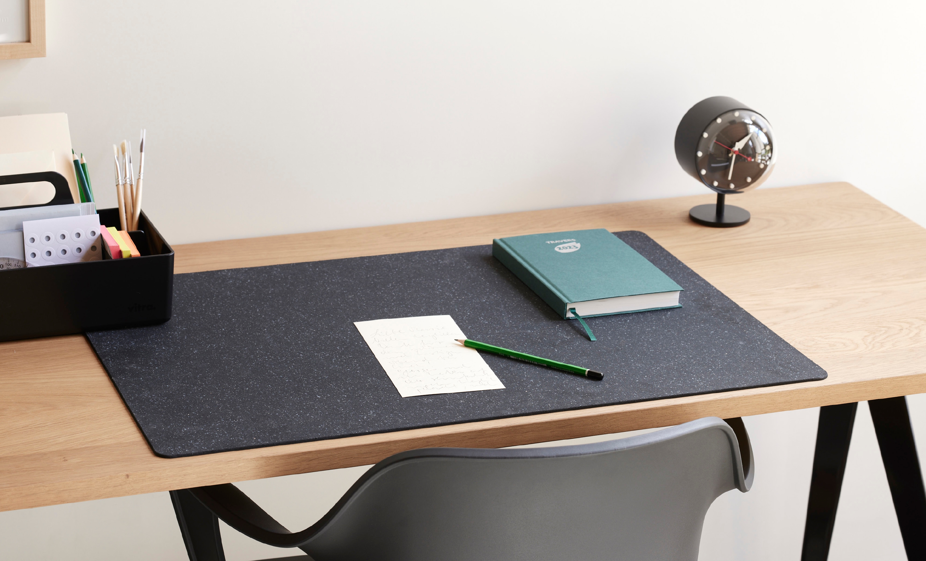 Repad 04 Light sage 라이프스타일 이미지 1